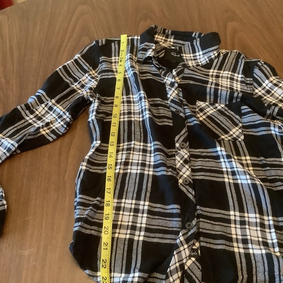 Rails Hunter Plaid Button Down Shirt – Black Sky Ivory
Size:Medium - Picture 10 of 13